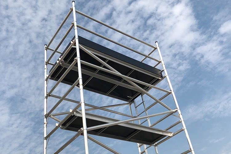 Read more about the article Non-slip Thermoplastic Scaffolding Planks